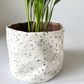 Speckle Botanic Black Pot